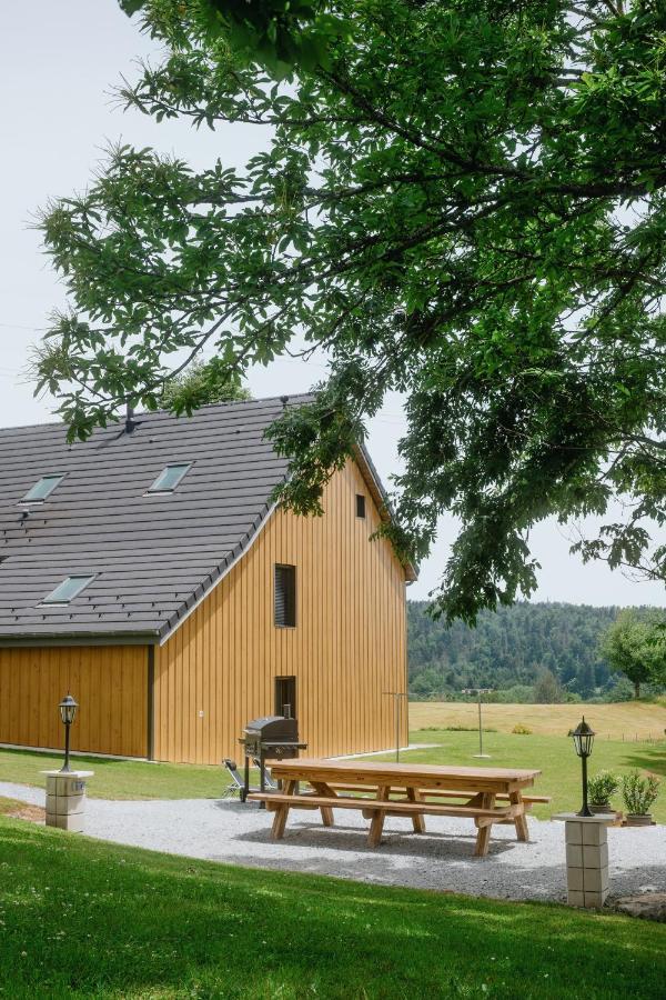 Apartamento L'Escapade A La Banut Jallandrieux Exterior foto